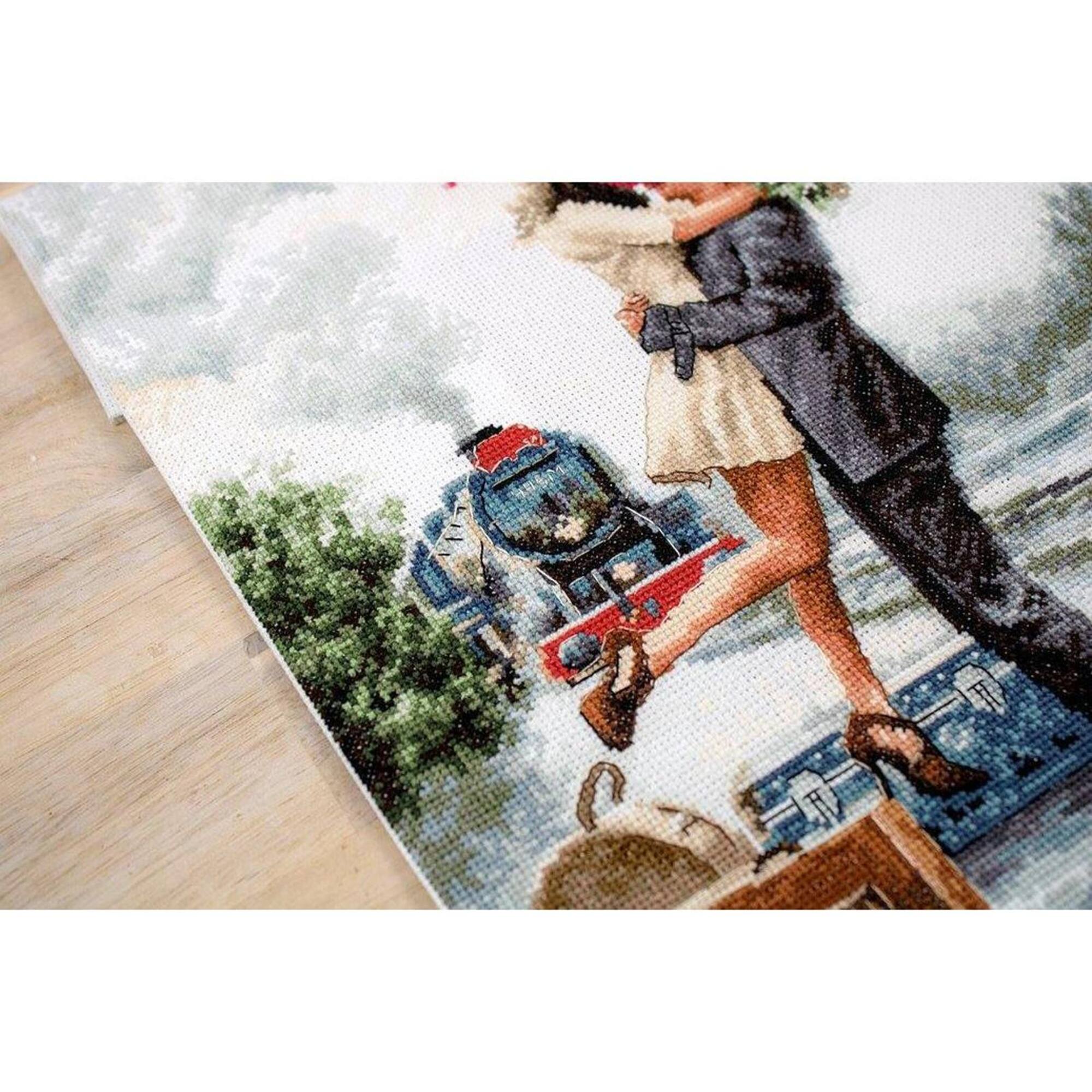 Luca-s Couple On Train Station Counted Cross Stitch Kit